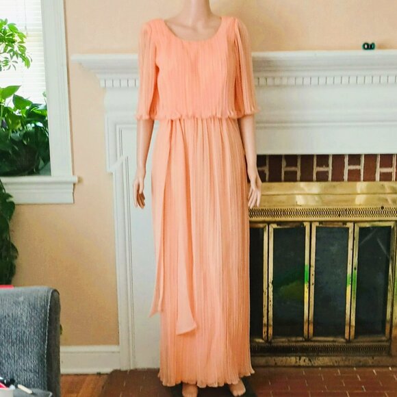 Miss Elliette Dresses & Skirts - VTG Miss Elliette Peach Accordion Crepe Chiffon Cape Evening Gown Formal Dress